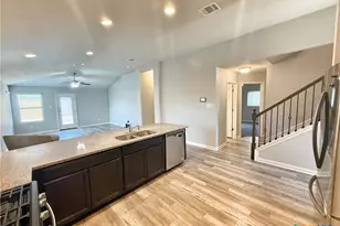 8819 Straight Oaks, San Antonio, TX 78254 - Photo 9