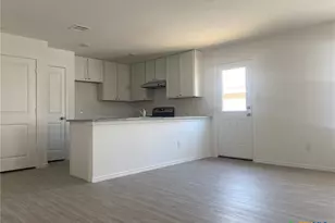 7102 Satellite Wy, San Antonio, TX 78252 - Photo 7
