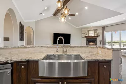 8813, 8725 Stallion Rd, Temple, TX 76501 - Photo 11