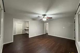 504 E Convent St, Victoria, TX 77901 - Photo 3