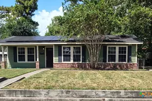 504 E Convent St, Victoria, TX 77901 - Photo 1