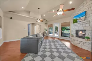 10319 Oak Forest Way, New Braunfels, TX 78132 - Photo 15