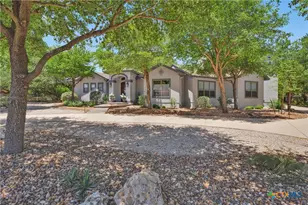 10319 Oak Forest Way, New Braunfels, TX 78132 - Photo 3
