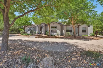 10319 Oak Forest Way, New Braunfels, TX 78132 - Photo 3