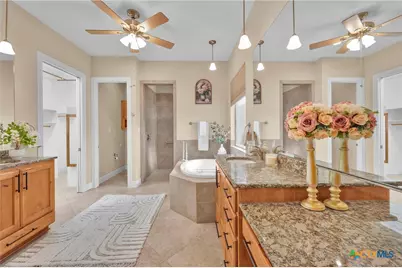 10319 Oak Forest Way, New Braunfels, TX 78132 - Photo 31