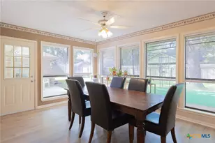 410 Paisano Dr, Victoria, TX 77904 - Photo 15