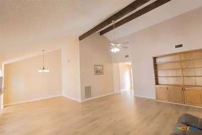 410 Paisano Drive, Victoria, TX 77904 - Photo 7