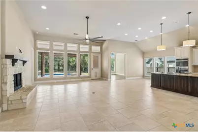 975 Wilderness Oaks, New Braunfels, TX 78132 - Photo 13