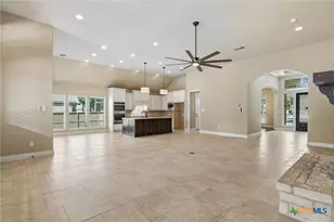 975 Wilderness Oaks, New Braunfels, TX 78132 - Photo 17