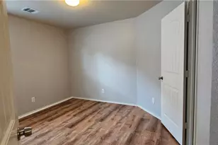 1024S Sandwell Ct, Seguin, TX 78155 - Photo 31
