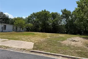2511 Ozark St, Victoria, TX 77901 - Photo 1