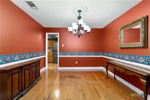 305 Westbend Cir, Seguin, TX 78155 - Photo 7