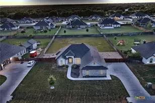 211 Sand Flat Ln, Temple, TX 76502 - Photo 3