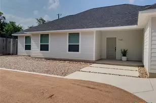 1131 Yaupon Dr, Fischer, TX 78623 - Photo 3