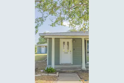 313 3rd Street, Cuero, TX 77954 - Photo 3