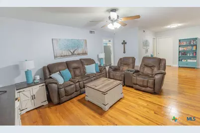 313 3rd Street, Cuero, TX 77954 - Photo 5