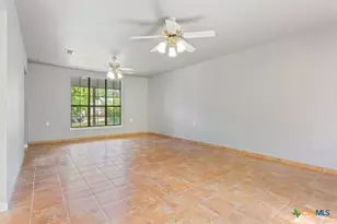 808 N 10th St, Temple, TX 76501 - Photo 7