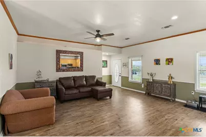 172 Meadow Lake Drive, Seguin, TX 78155 - Photo 5
