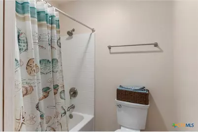 172 Meadow Lake Drive, Seguin, TX 78155 - Photo 25