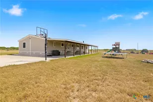730 Shady Holw Rd, Victoria, TX 77904 - Photo 35