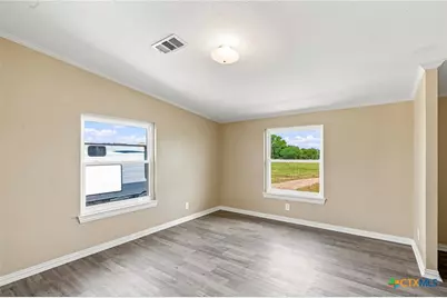 730 Shady Hollow Road, Victoria, TX 77904 - Photo 15