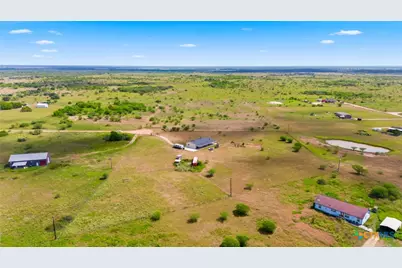 730 Shady Hollow Road, Victoria, TX 77904 - Photo 43