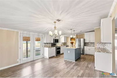 730 Shady Hollow Road, Victoria, TX 77904 - Photo 5