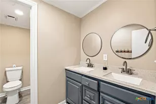 730 Shady Holw Rd, Victoria, TX 77904 - Photo 27