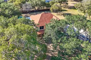 797 Killarney Rd, Floresville, TX 78114 - Photo 43