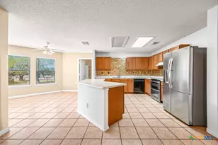 797 Killarney Rd, Floresville, TX 78114 - Photo 13