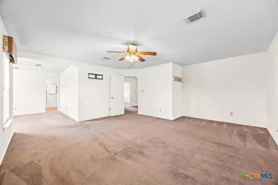 797 Killarney Road, Floresville, TX 78114 - Photo 27
