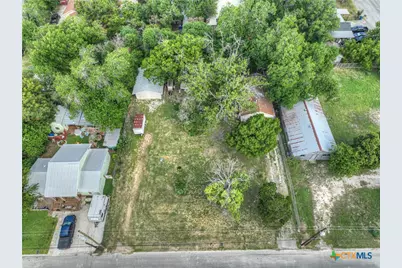 1244 W Bridge Street, New Braunfels, TX 78130 - Photo 3