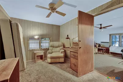 1244 W Bridge Street, New Braunfels, TX 78130 - Photo 11