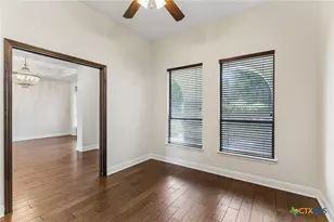 406 Marsh Oval, New Braunfels, TX 78130 - Photo 7