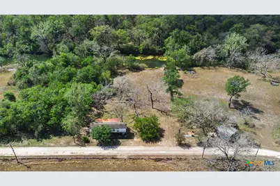 1250 Darst Creek Lane, Seguin, TX 78155 - Photo 7