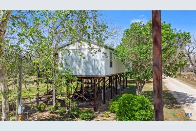 1250 Darst Creek Lane, Seguin, TX 78155 - Photo 11