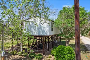 1250 Darst Creek Ln, Seguin, TX 78155 - Photo 11