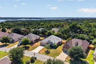 274 Chering Dr, Belton, TX 76513 - Photo 5