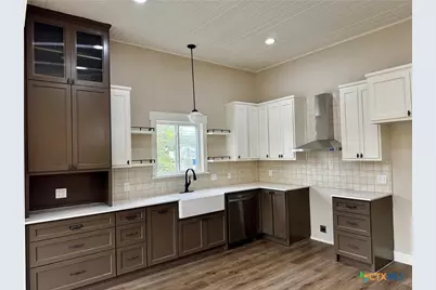 1430 N Hamilton Street, Gonzales, TX 78629 - Photo 15