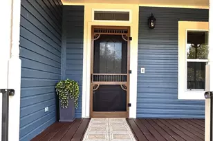 1430 N Hamilton St, Gonzales, TX 78629 - Photo 9