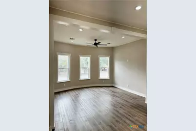 1430 N Hamilton Street, Gonzales, TX 78629 - Photo 13