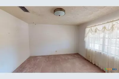 608 W Mustang Lane, San Marcos, TX 78666 - Photo 11