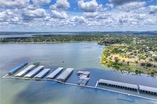 1525 W Lakeside Dr, Canyon Lake, TX 78133 - Photo 35