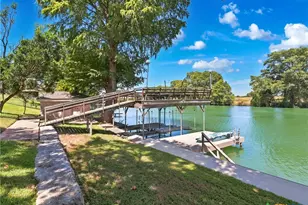 2317 Waterford Grace, New Braunfels, TX 78130 - Photo 35