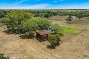 482 Hiller Rd, Cuero, TX 77954 - Photo 43