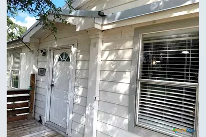 590 Lee Street, Victoria, TX 77905 - Photo 3