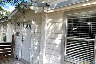 590 Lee St, Victoria, TX 77905 - Photo 3