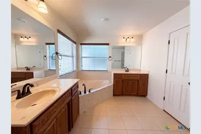 5415 Foxhill Road, Temple, TX 76502 - Photo 7