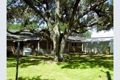 406 Sherwood Drive, Victoria, TX 77901 - Photo 17