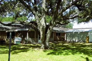 406 Sherwood Dr, Victoria, TX 77901 - Photo 17